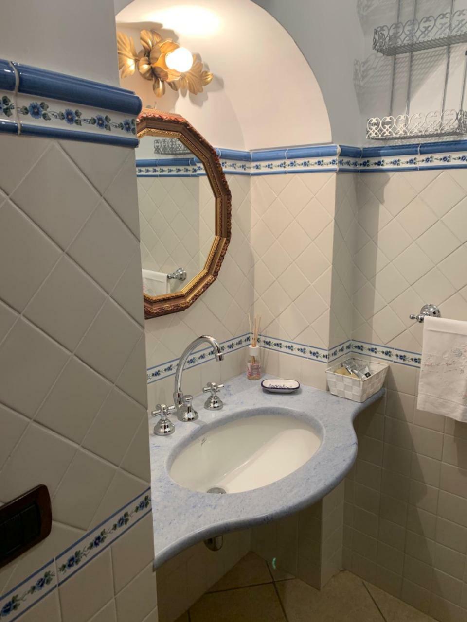 Anna Apartment Positano Bagian luar foto